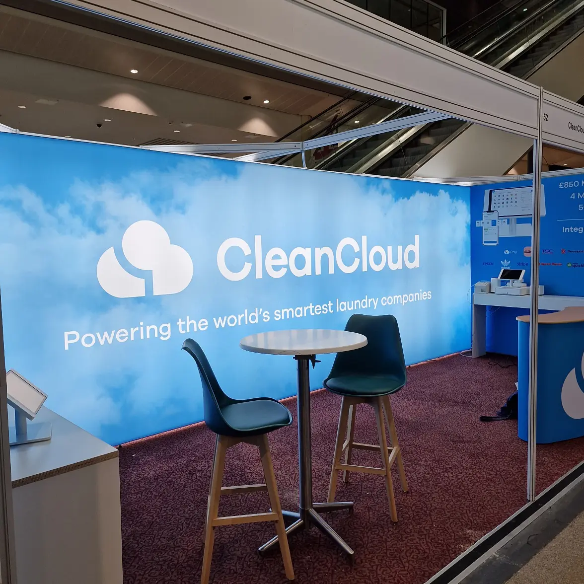 Modular Exhibition Lightboxes - Clean Cloud