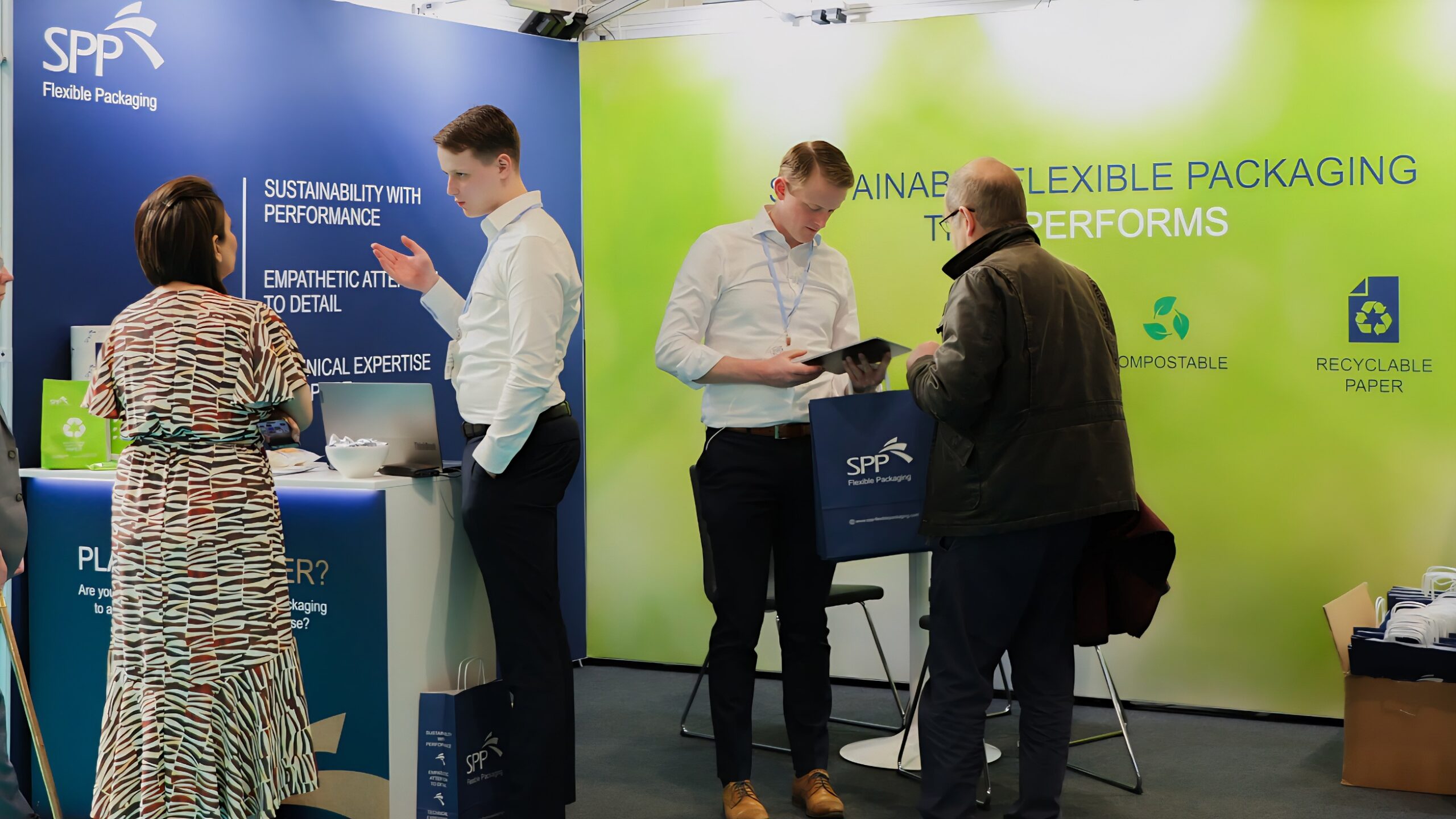 thinking-of-exhibiting-shell-scheme-stand